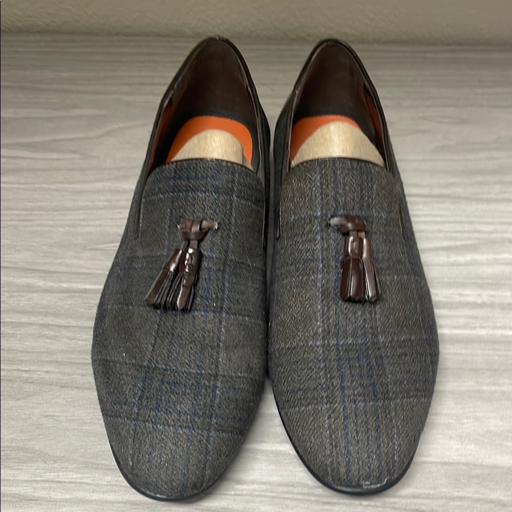 TALLIA Gray and Brown Loafers with Tassels